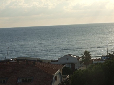 Foto Attico a Massa Marina di Massa Centro di 140 m² con 5 locali