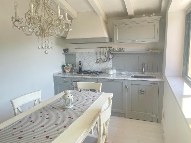 Foto Attico a Massa Centro di 72 m² con 3 locali in vendita