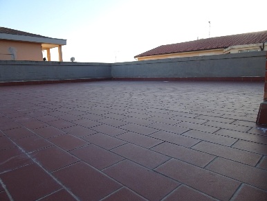 Foto Attico a Cascina Semicentro di 125 m² con 5 locali in vendita