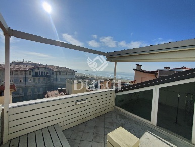 Foto Attici a Viareggio in vendita
