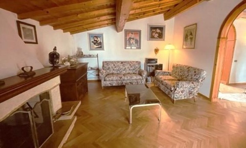 Foto Appartamento a Pisa Marina di Pisa di 125 m² con 5 locali in vendita