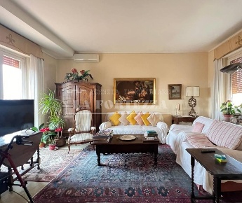 Foto Attico a Pisa San Martino di 230 m² con 11 locali in vendita