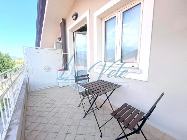 Foto Attico a Massa Marina di Massa Centro di 50 m² con 2 locali in vendita