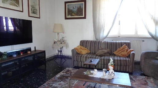 Foto Attico a Cascina Centro di 95 m² con 4 locali in vendita