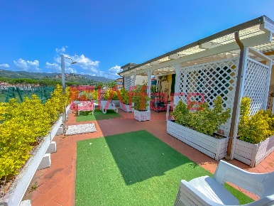 Foto Attico a Buggiano di 150 m² con 5 locali in vendita