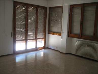 Foto Attico a Pisa Porta a Lucca di 125 m² con 5 locali in affitto