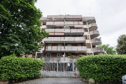 Foto Attico in Via Achille Feraboli, Milano Gratosoglio di 140 m²