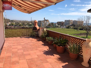 Foto Attico in via panaria, Latina Latina Lido di 120 m² con 7 locali