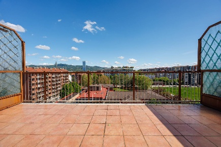 Foto Attico in Via Severino Casana, Torino Mirafiori Nord di 70 m²