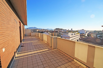 Foto Attico in via A. Maj, Bergamo Stazione di 175 m² con 4 locali