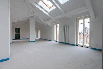 Foto Attico in PIAZZA MATTEOTTI, Grugliasco Centro di 169 m² con 5 locali