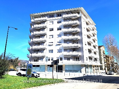 Foto Attico a Ascoli Piceno di 200 m² con 11 locali in vendita