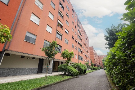 Foto Attico in Via Dei Missaglia, Milano Gratosoglio di 115 m² con 4 locali