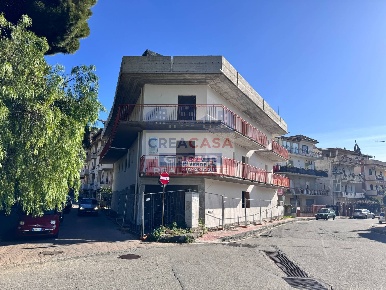 Foto Attico in Via Luigi Rizzo, Giardini-Naxos Centro di 63 m² con 1 locali