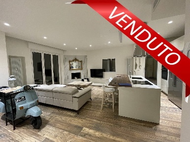 Foto Attico in via Treves, Milano Udine di 180 m² con 5 locali in vendita
