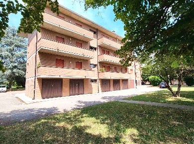 Foto Appartamento in Via Ravenna, Ferrara Comacchio di 117 m² con 4 locali