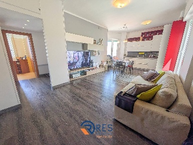 Foto Attico in Via Dante Vaglieri, Roma Ostia Ponente di 96 m² con 3 locali