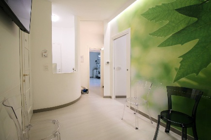 Foto Appartamento in Via Matteo Beneventano del Bosco, Siracusa di 105 m²