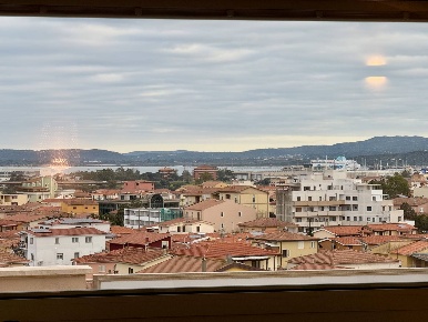 Foto Attico in Via Giovanni Medrano, Olbia di 310 m² con 11 locali