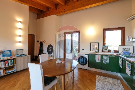 Foto Attico in via Aurelio Baggi, Sorisole Centro di 82 m² con 3 locali