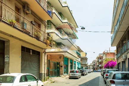 Foto Attico in Via Giovanni Boccaccio, Paternò di 170 m² con 7 locali