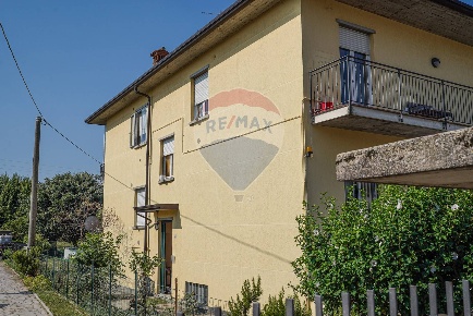 Foto Appartamento in via fratelli roncelli, Almenno San Bartolomeo