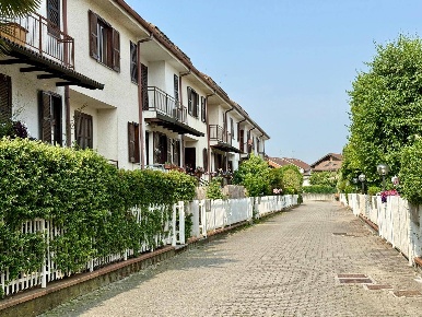 Foto Villa a schiera a Alessandria Cristo di 130 m² con 5 locali in vendita