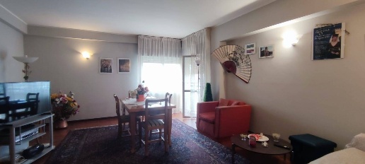 Foto Appartamento a Folignano La Pigna Pigna Bassa di 109 m² con 5 locali