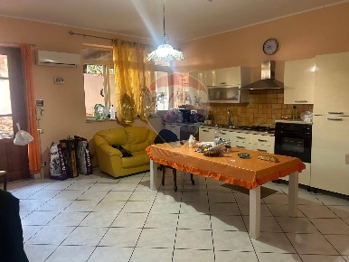 Foto Appartamento a Palermo Calatafimi Alta di 110 m² con 4 locali