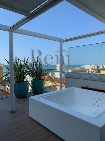 Foto Attico in Piazza Marconi, Jesolo Lido Centro Ovest di 240 m²