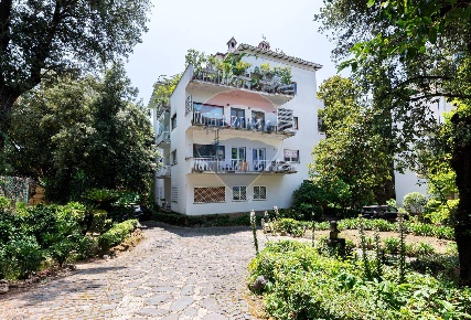 Foto Attico in Via Cassia, Roma Ponte Milvio di 323 m² con 13 locali