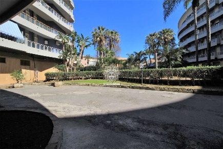 Foto Appartamento in Viale scala greca 410, Siracusa di 165 m² con 6 locali