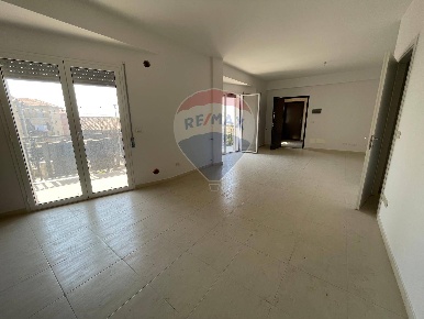 Foto Attico in VIA PAPA GIOVANNI XIII, Camporotondo Etneo Centro di 110 m²