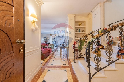 Foto Attico in Via Tridente, Bari San Pasquale di 520 m² con 14 locali