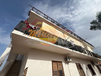 Foto Mansarde a Siracusa Gelone - Cadorna di 121 m² con 4 locali in vendita
