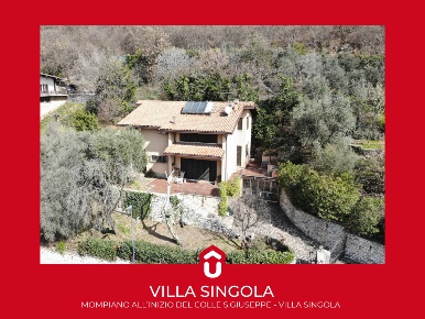 Foto Villa unifamiliare in Via Torquato Taramelli, Brescia di 409 m²
