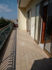 Foto Appartamento a Ragusa di 150 m² con 5 locali in affitto