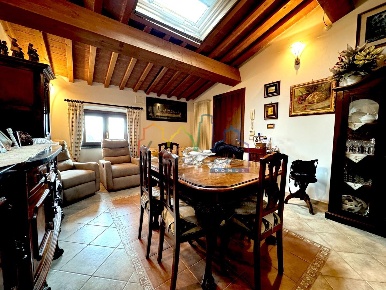 Foto Appartamento a Cascina San Frediano Sud - San Lorenzo a Pagnatico