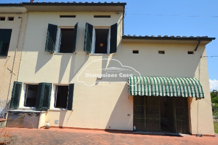 Foto Appartamento a Lucca Antraccoli di 170 m² con 6 locali in vendita