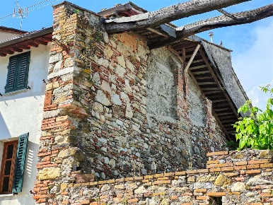 Foto Villa a schiera in Via Vecchi Pardini, Lucca Sant'Anna di 160 m²