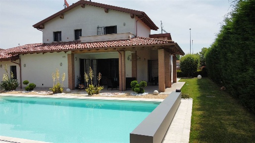 Foto Villa unifamiliare in VIA FAUSTINI 10, Sarmato Centro di 250 m²