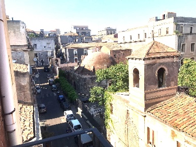 Foto Appartamento in Via Rotonda 23, Catania Centro Storico di 60 m²