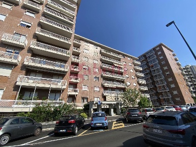 Foto Appartamento in Via Castellino 11, Torino Pozzo Strada di 120 m²