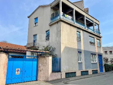 Foto Appartamento in Via Nigra 27, Busto Arsizio Frati di 95 m² in vendita