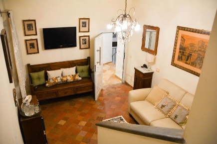 Foto Casa indipendente in Via Del Crocifisso, Ronciglione di 180 m²