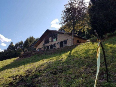 Foto Casa indipendente a Castel Condino di 215 m² in vendita
