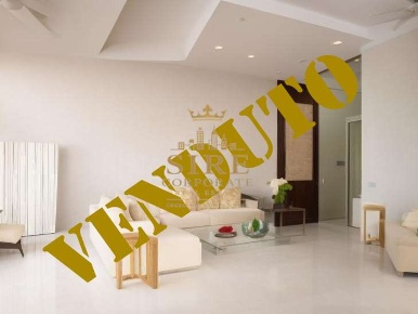 Foto Appartamento in Via Francesco Cutinelli, Trani di 90 m² con 3 locali