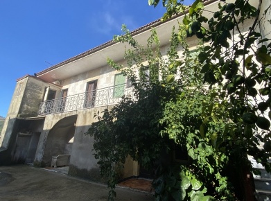 Foto Casa indipendente in Via francesco prata, Castel Morrone di 180 m²