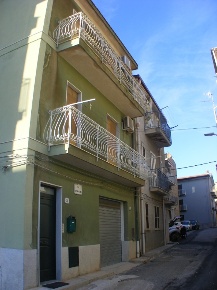 Foto Casa indipendente in via XXV maggio n.8, Campofelice di Roccella