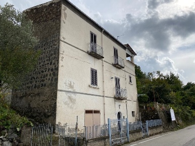 Foto Casa indipendente in VIA SESSA MIGNANO / SAN MARTINO, Sessa Aurunca